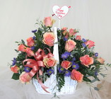 Sweet Thing Sweetheart Rose Valentine Basket